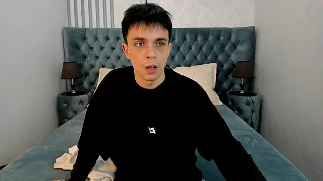 ClarkBev 即時 XXX 聊天