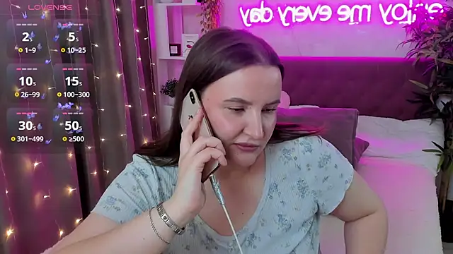 Czat XXX na żywo – FeralPeach