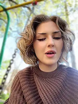 KellyKeler Show in webcam