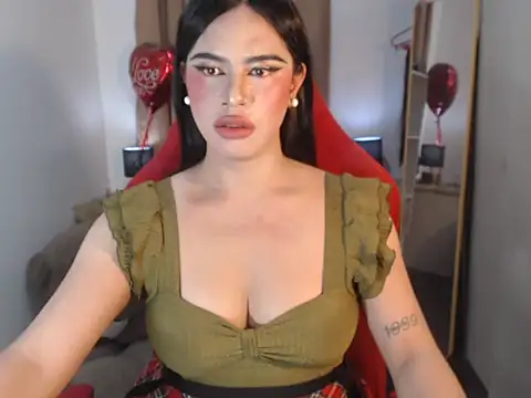 RebeccaTs 即時 XXX 聊天