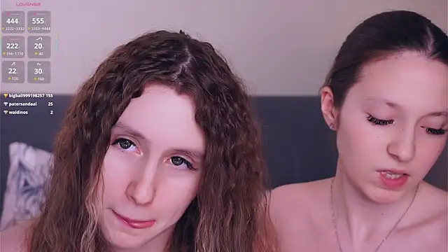 GabrielleLynchard's Live Chat Room