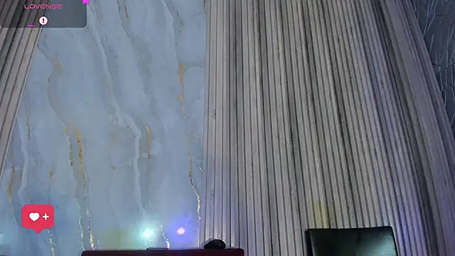 BriannaChelsea's Live XXX Chat