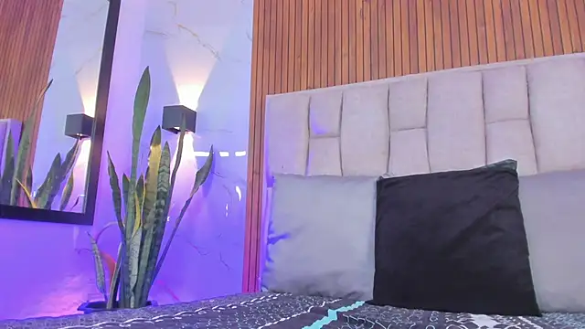 stephh_222's Live XXX Chat