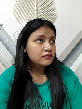 Chat +18 de Pavitra_Sharma ao vivo