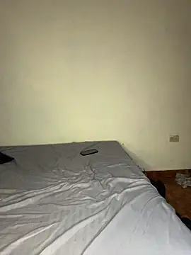 Chat +18 de chucky_karla ao vivo