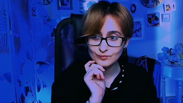 LixeLunaのライブXXXチャット