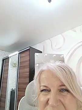 AvrilMillers élő XXX-chatje