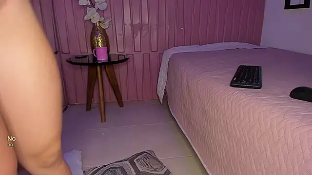 _LittleLia – Naživo XXX chat