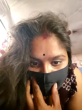 Chatroom XXX en direct de Sweet-Maddlina