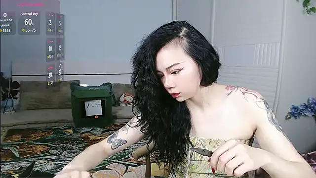 sasating 在線直播表演