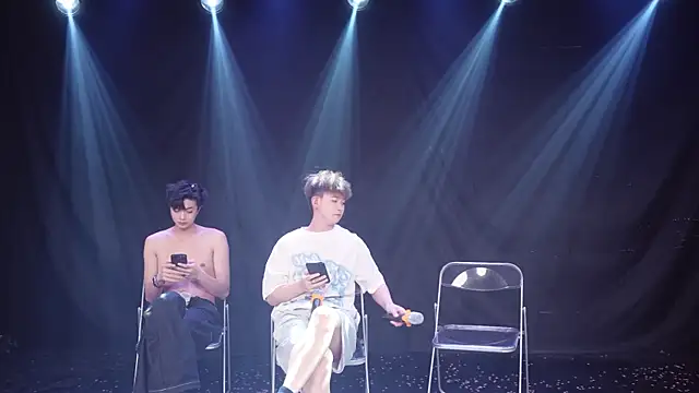 BTS-007 Chat XXX in diretta