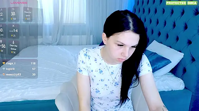 Chatroom XXX en direct de DarkAdelina