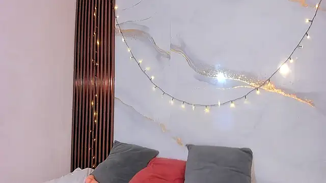 Kiaraa_Queen – Kamerová šou