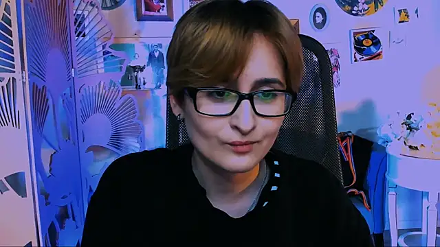 Chatroom XXX en direct de LixeLuna