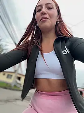 Queen_Scatlettのウェブカメラショー