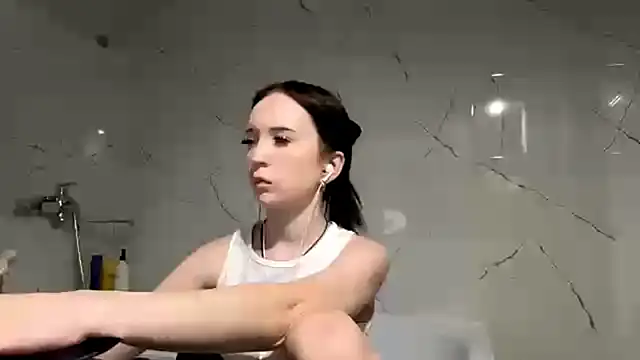 Chatroom XXX en direct de katethecutest