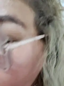 Онлайн чат XXX AlexxiaaMat