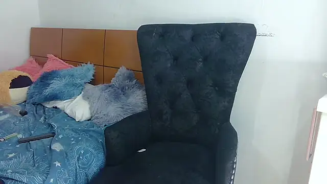 Dilecta_hersy65 élő XXX-chatje