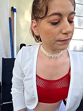 XXX chat uživo modela XLisaxx