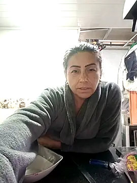 maynor_1998のライブXXXチャット