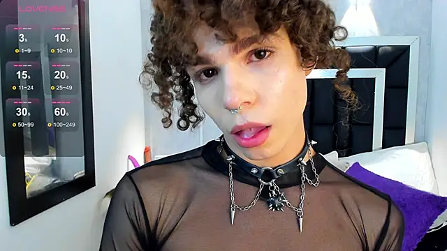 elian_7 Live XXX Chat