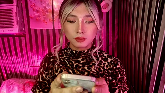 HoresCOCKLUCY 网络视讯表演