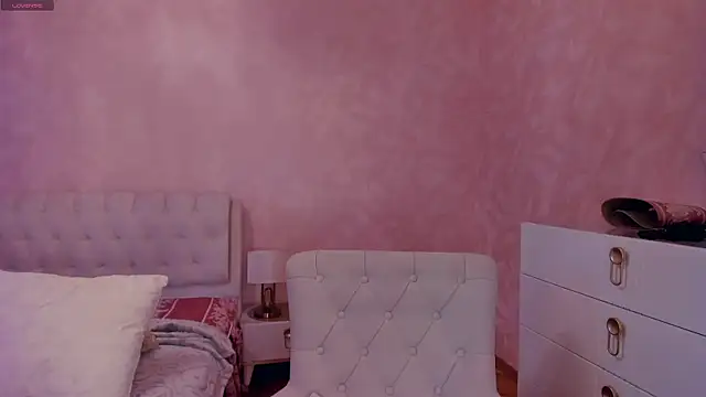 TarynPalek's Live Chat Room