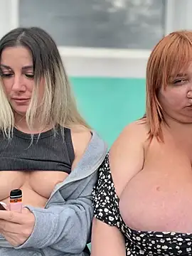 SweetCuteGirls1023 Live XXX Chat