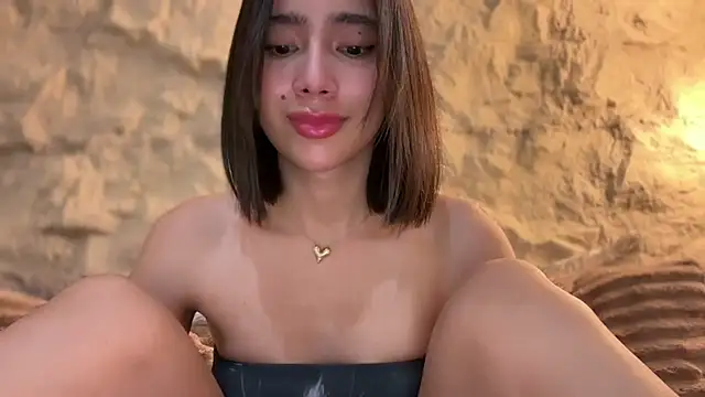 GenesisCastillano Chat XXX in diretta