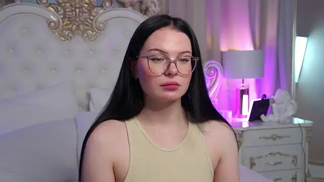 CindyMil 现场XXX聊天