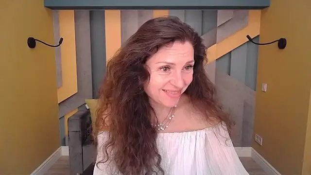 EllaLong Adlı Modelin Canlı XXX Sohbeti