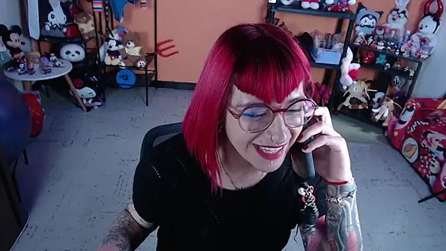 Chat XXX ao vivo de MissMiia2