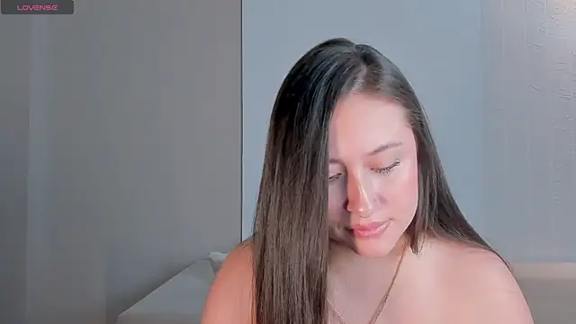 AmyRosse_X লাইভ XXX চ্যাট