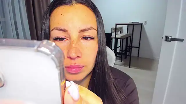 AvisFlowers 라이브 XXX 채팅