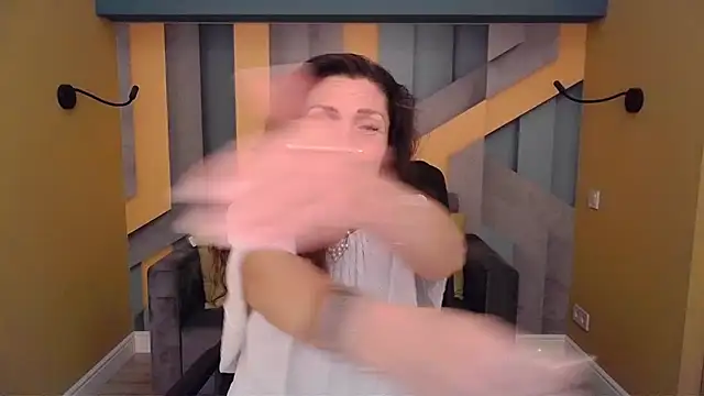 EllaLong Live XXX-chat