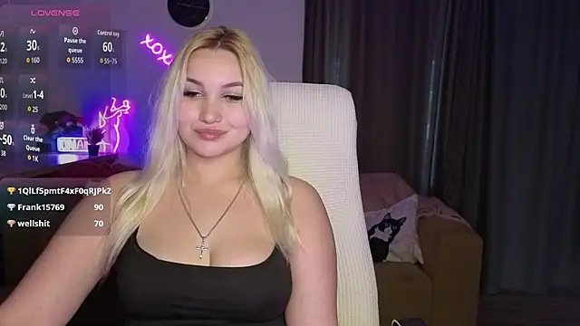 adrelaxina's Live XXX Chat