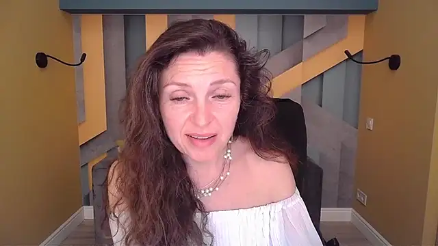 EllaLong Obrolan Langsung XXX