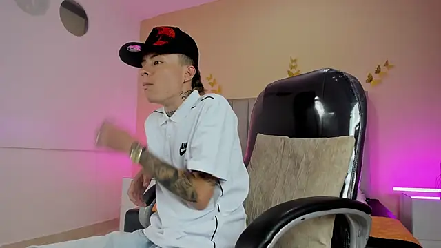 دردشة Nascary_Fox الجنسية المباشرة