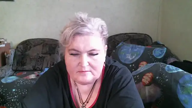 Lana555 即時 XXX 聊天