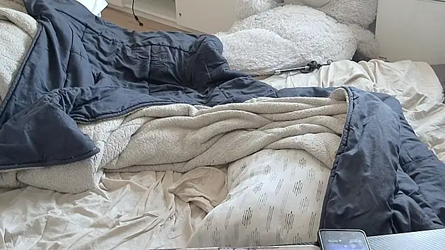 CeriseLapine Chat XXX live