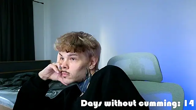 DENIS_HERE 在線直播表演