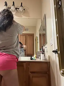 Pokazy przed kamerką – mariaesmeralda