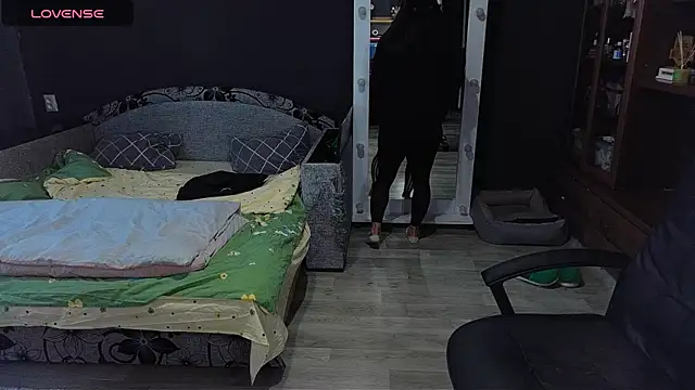 Boss__Girl élő XXX-chatje