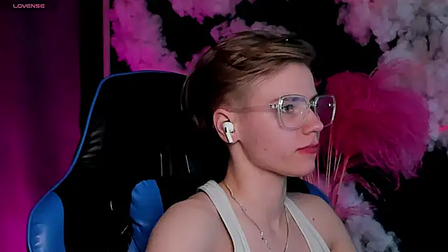 Jean_Wilsons élő XXX-chatje