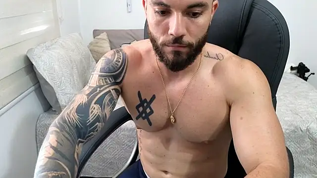 Isaac_Carter élő XXX-chatje