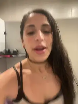 sweetwanda Chat XXX in diretta