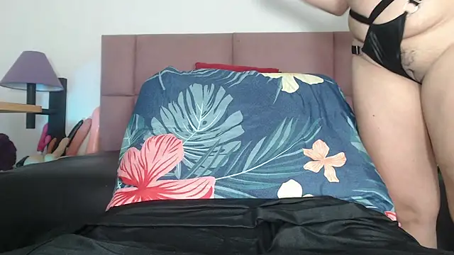 chirlleyy élő XXX-chatje