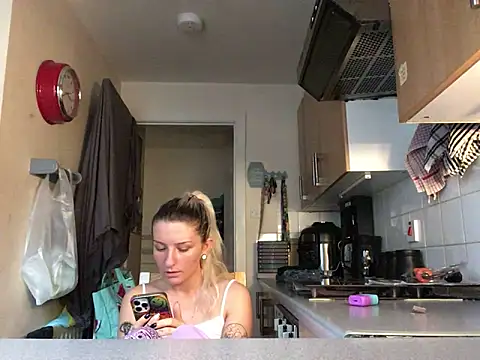 xxamyleighxx: онлайн-секс-чат