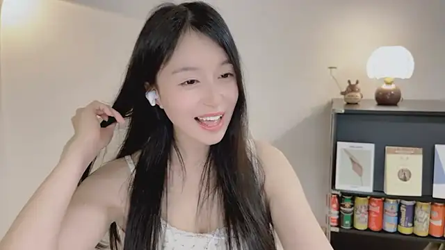 Onechestnut লাইভ XXX চ্যাট