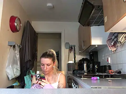 xxamyleighxx élő XXX-chatje